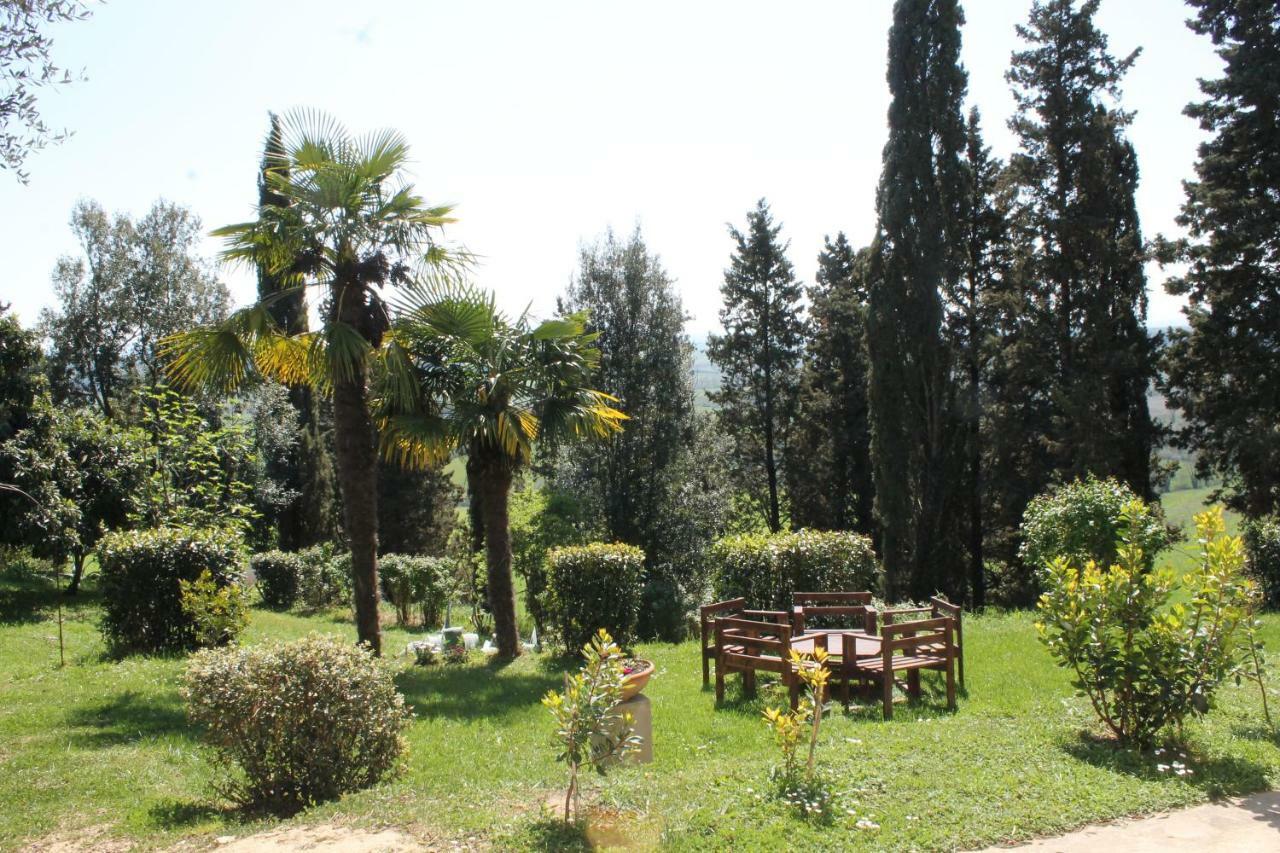 Bed and Breakfast Bb Gli Aristogatti Ghizzano Exterior foto